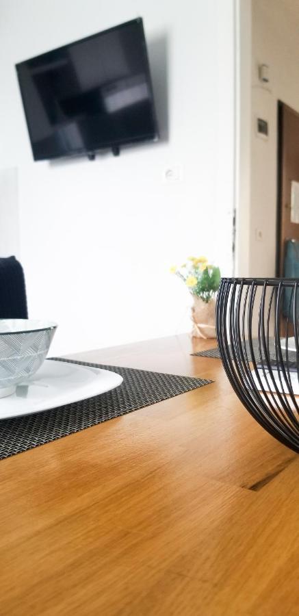 Spacious And Cozy Apartment - Ajia Apartment تيرانا المظهر الخارجي الصورة