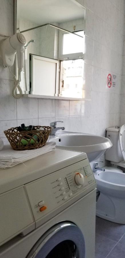 Spacious And Cozy Apartment - Ajia Apartment تيرانا المظهر الخارجي الصورة