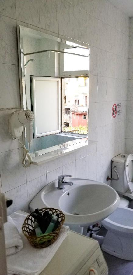 Spacious And Cozy Apartment - Ajia Apartment تيرانا المظهر الخارجي الصورة