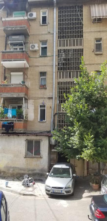 Spacious And Cozy Apartment - Ajia Apartment تيرانا المظهر الخارجي الصورة